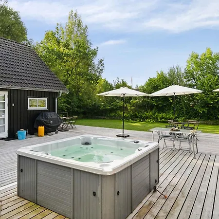 Modern House With Outdoor And Sauna * Fakse Ladeplads