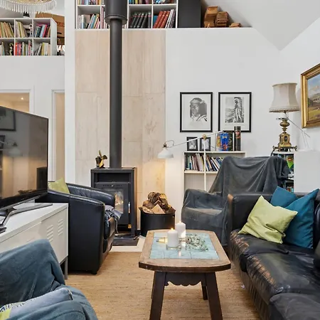 Modern House With Outdoor And Sauna Feriehus Fakse Ladeplads