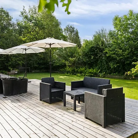 Modern House With Outdoor And Sauna Fakse Ladeplads
